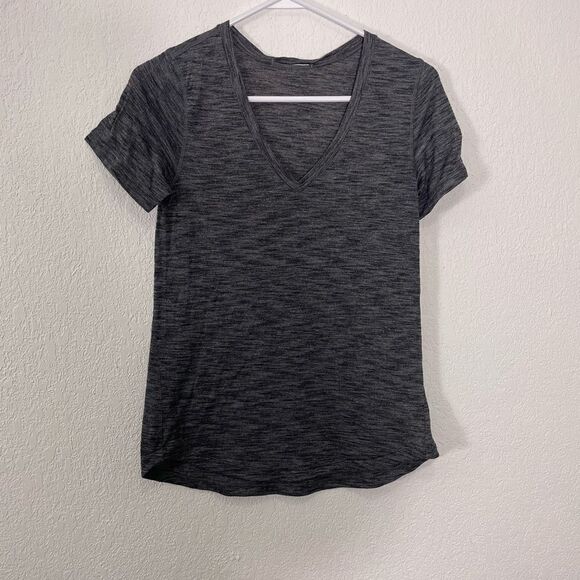 lululemon athletica Tops - Lululemon Heathered Grey V Neck Short Sleeve Top
